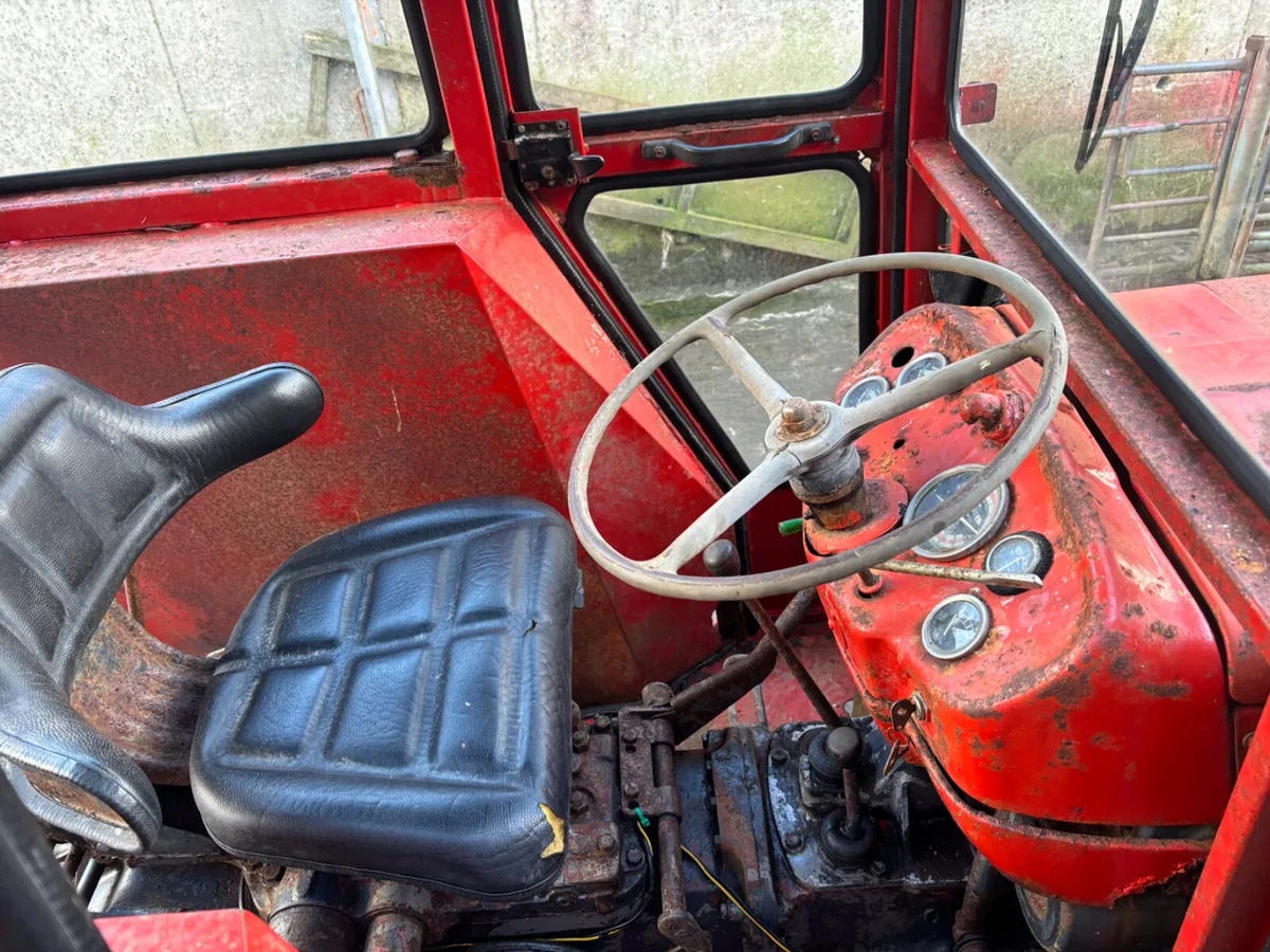 Massey Ferguson 135 - Tracteur agricole: photos 4 Massey Ferguson 135 - Tracteur agricole: photos 4