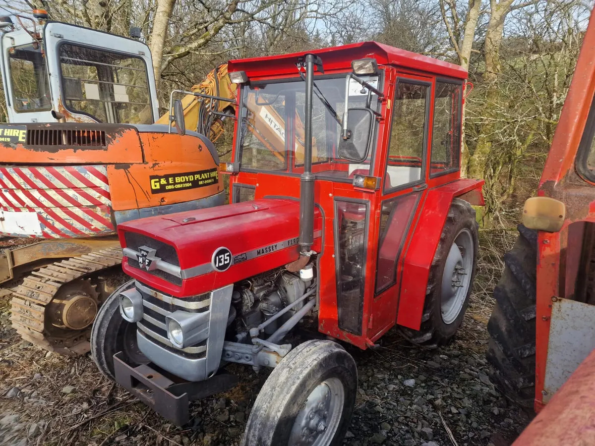 Massey Ferguson 135 - Tracteur agricole: photos 1 Massey Ferguson 135 - Tracteur agricole: photos 1