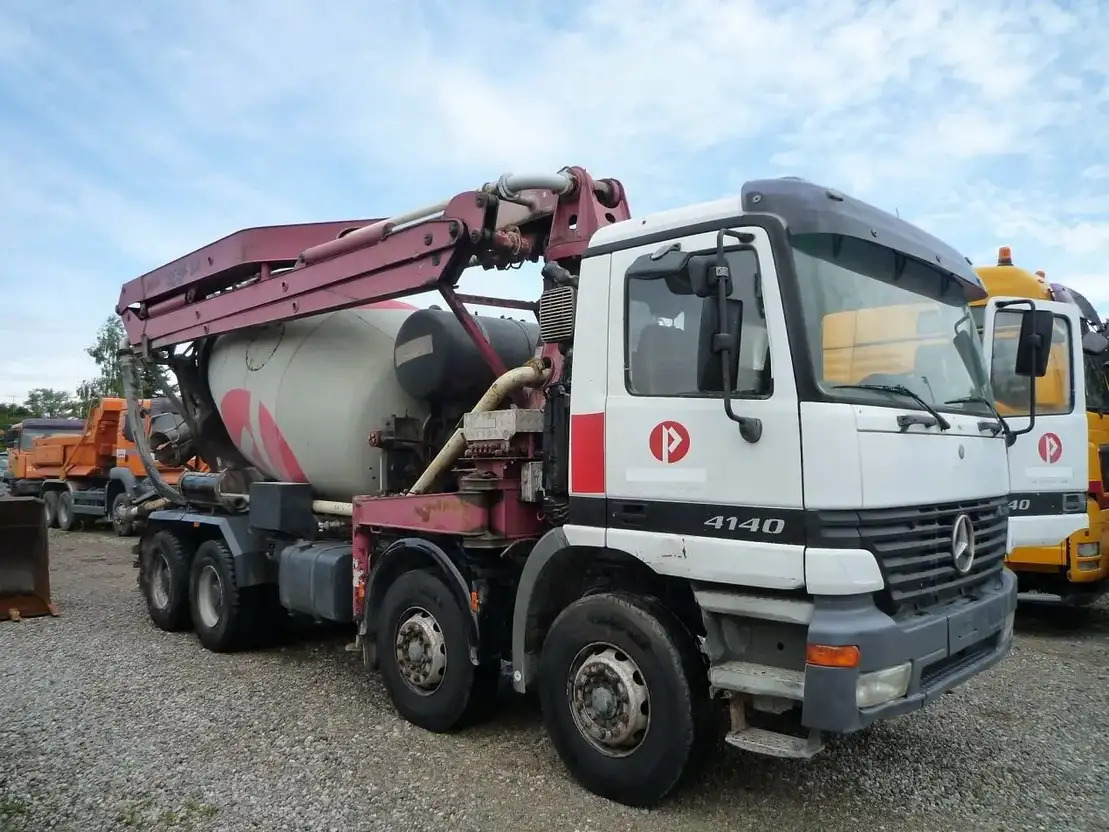 Mercedes-Benz Actros 4141 - Camion malaxeur pompe: photos 2 Mercedes-Benz Actros 4141 - Camion malaxeur pompe: photos 2