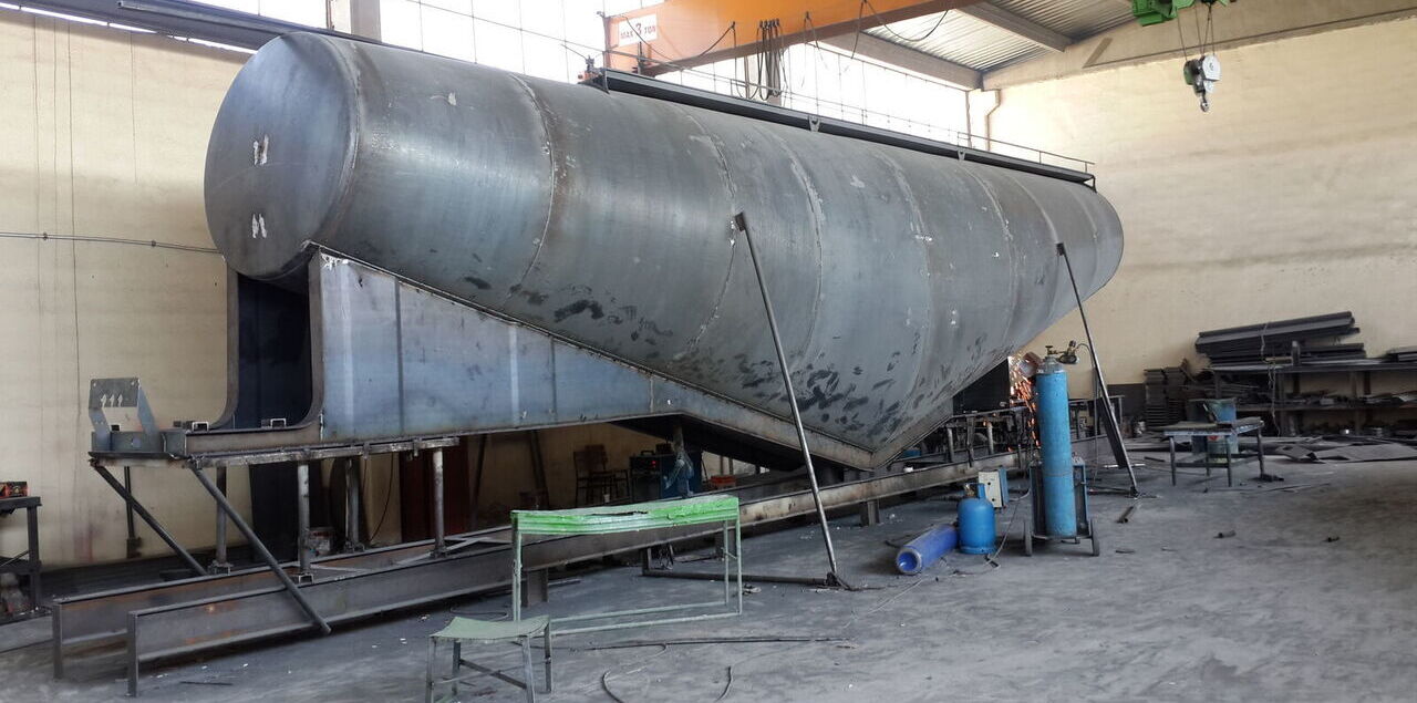 LIDER 2024 NEW 80 TONS CAPACITY FROM MANUFACTURER READY IN STOCK - Semi-remorque citerne: photos 3 LIDER 2024 NEW 80 TONS CAPACITY FROM MANUFACTURER READY IN STOCK - Semi-remorque citerne: photos 3