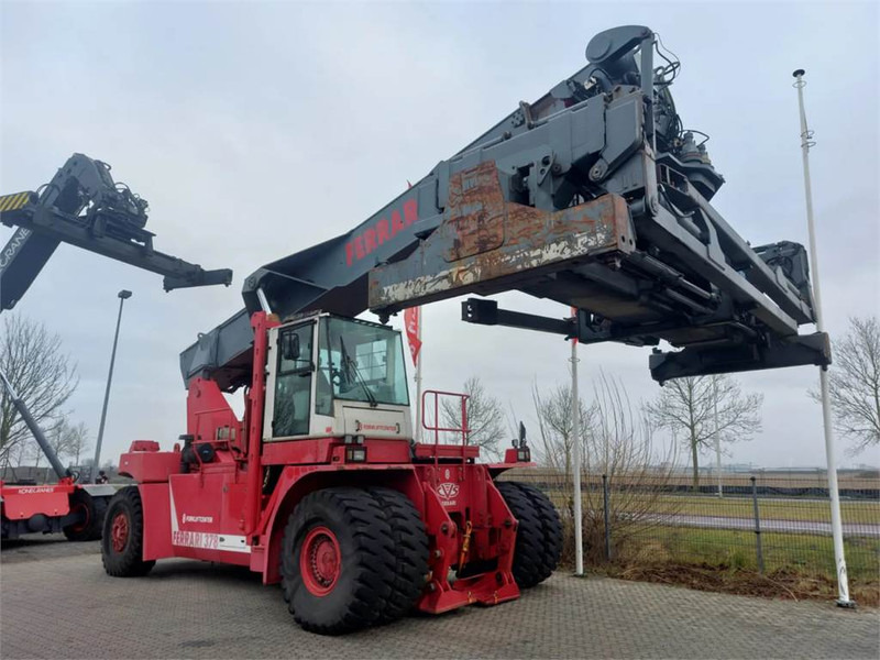CVS Ferrari F378.5 PB - Reach stacker: photos 3 CVS Ferrari F378.5 PB - Reach stacker: photos 3