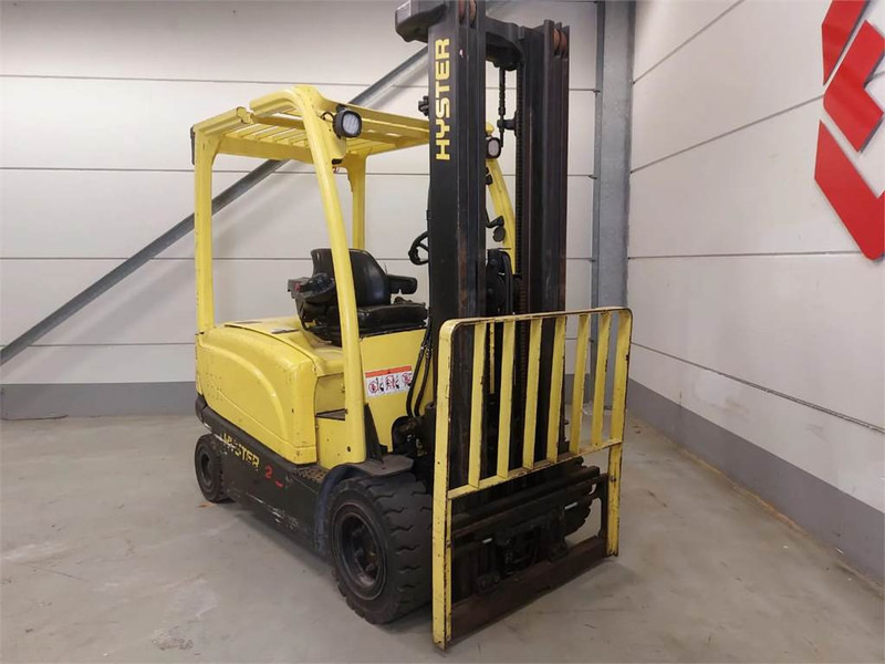 Hyster J2.5 XN-717 - Chariot élévateur électrique: photos 3 Hyster J2.5 XN-717 - Chariot élévateur électrique: photos 3