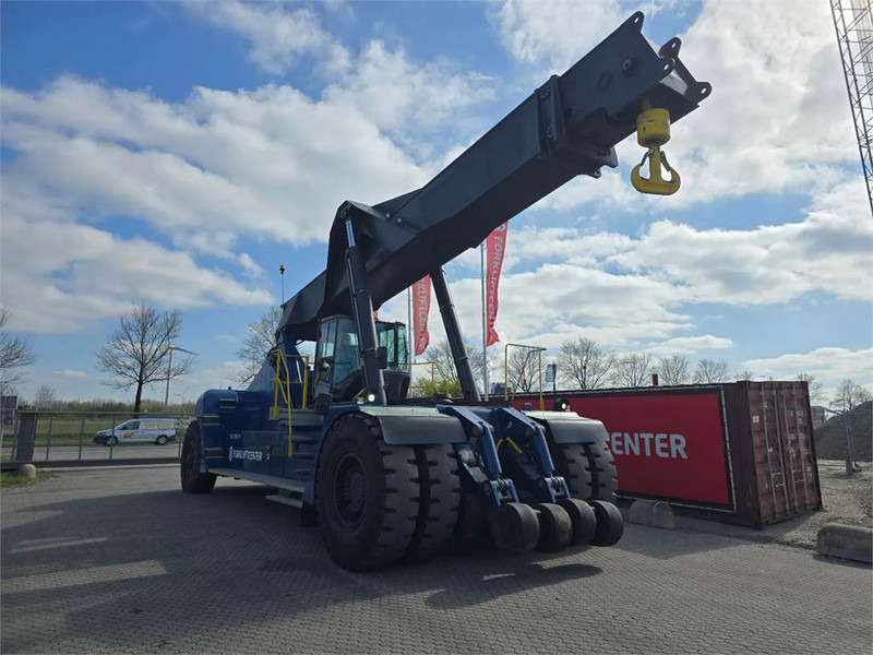 KONECRANES NCN 100 - 289TH - Reach stacker: photos 3 KONECRANES NCN 100 - 289TH - Reach stacker: photos 3