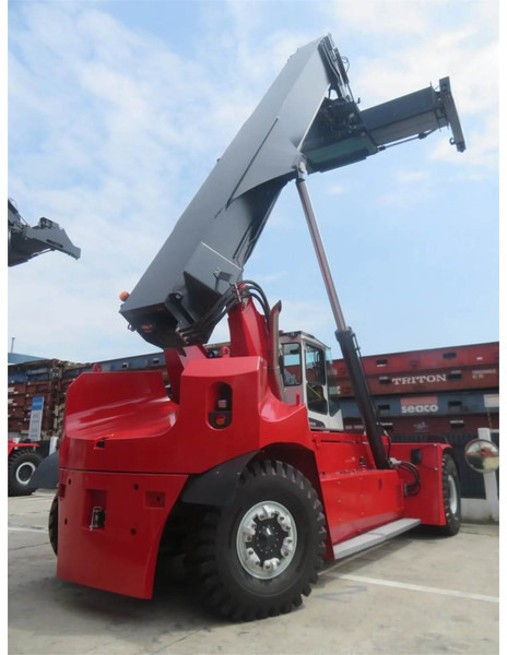 Kalmar DRU450-62S5 - Reach stacker: photos 3 Kalmar DRU450-62S5 - Reach stacker: photos 3