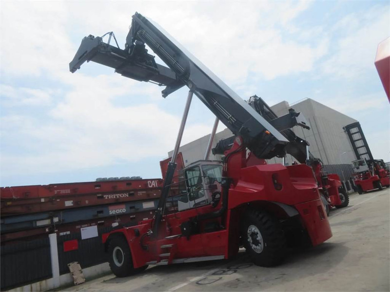 Kalmar DRU450-62S5 - Reach stacker: photos 2 Kalmar DRU450-62S5 - Reach stacker: photos 2