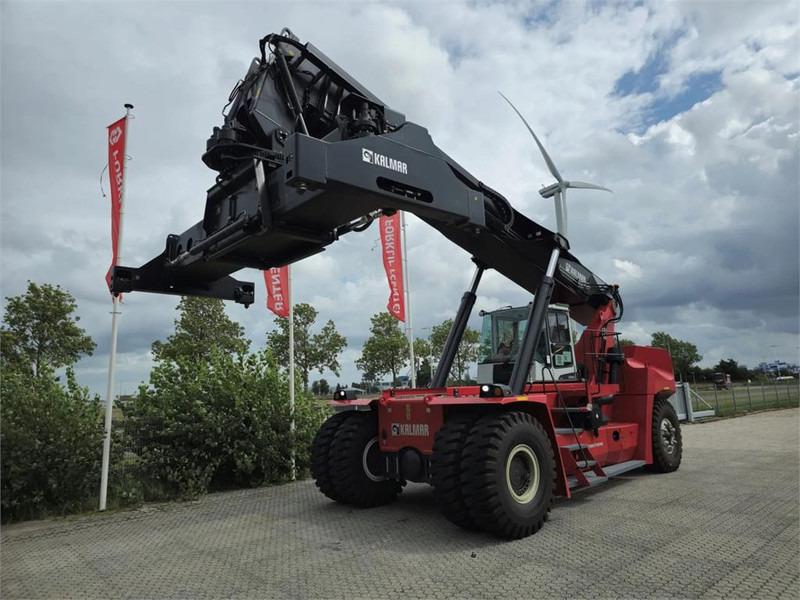 Kalmar DRU450-62S5 - Reach stacker: photos 4 Kalmar DRU450-62S5 - Reach stacker: photos 4
