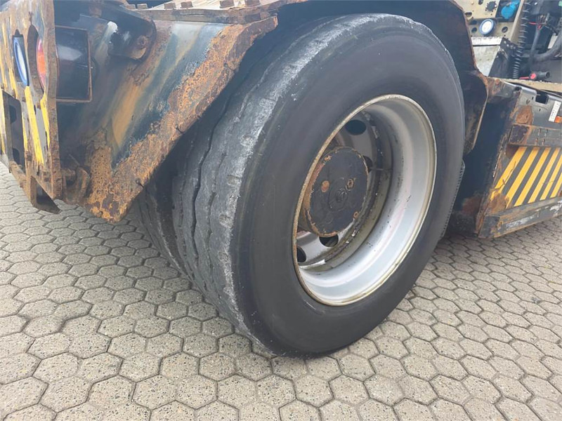 Tracteur portuaire Terberg RT283 4x4: photos 13