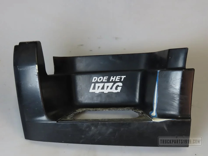 DAF Body & Chassis Parts Opstapbak Li. DAF CF 85 - Marchepied pour Camion: photos 2 DAF Body & Chassis Parts Opstapbak Li. DAF CF 85 - Marchepied pour Camion: photos 2