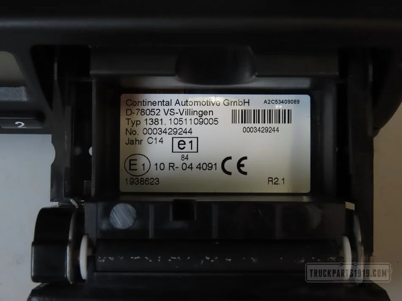 DAF Electrical System Tachograaf R2.1 DAF - Chronotachygraphe pour Camion: photos 2 DAF Electrical System Tachograaf R2.1 DAF - Chronotachygraphe pour Camion: photos 2