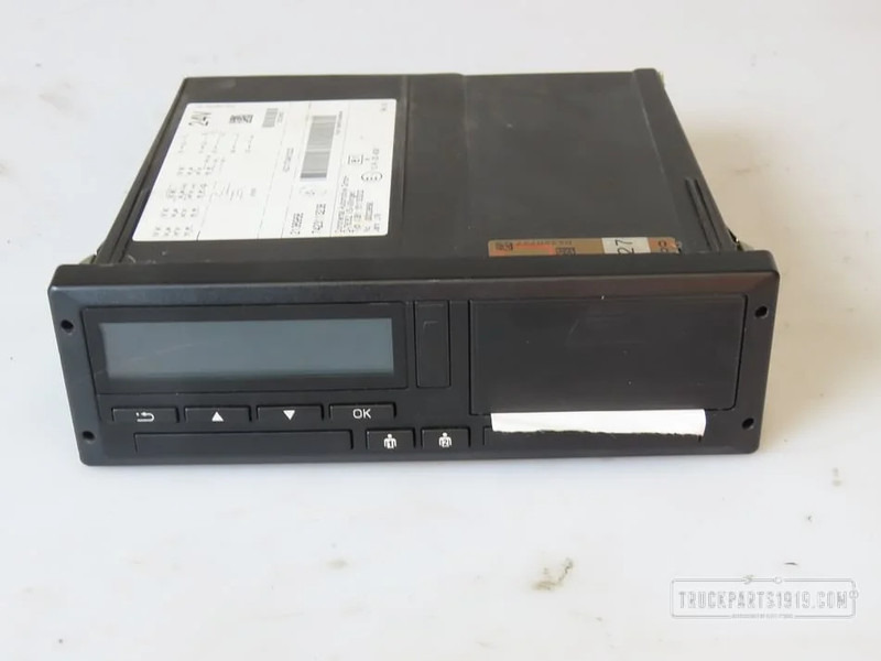 DAF Electrical System Tachograaf Rel. 3.0 DAF - Chronotachygraphe pour Camion: photos 1 DAF Electrical System Tachograaf Rel. 3.0 DAF - Chronotachygraphe pour Camion: photos 1