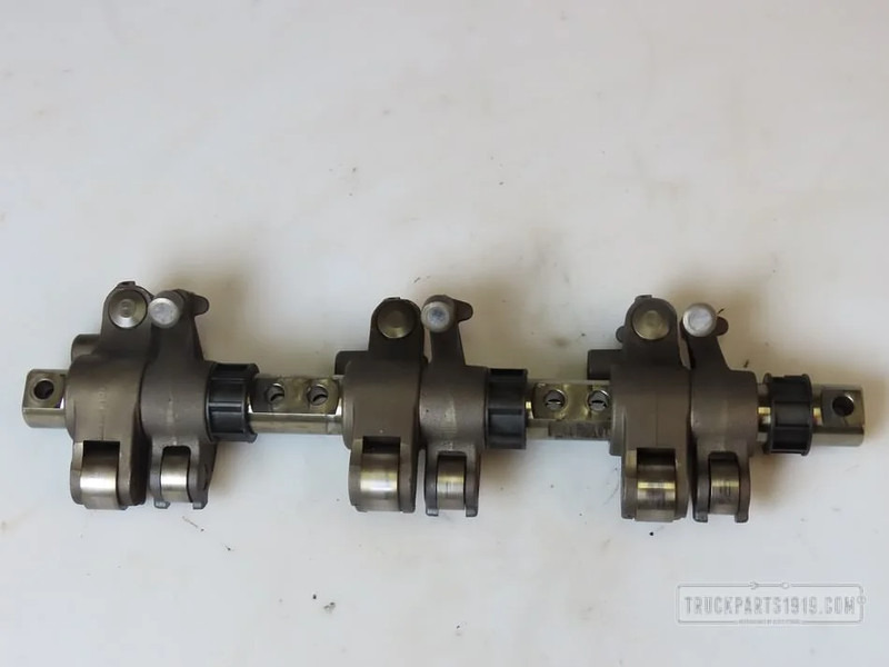 DAF Engines & Parts Tuimelaaras uitlaat DAF MX11 - Culasse pour Camion: photos 1 DAF Engines & Parts Tuimelaaras uitlaat DAF MX11 - Culasse pour Camion: photos 1