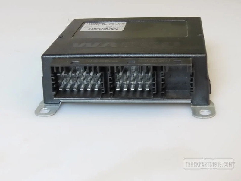 Iveco Electrical System ECAS stuurkast Iveco - Bloc de gestion pour Camion: photos 2 Iveco Electrical System ECAS stuurkast Iveco - Bloc de gestion pour Camion: photos 2