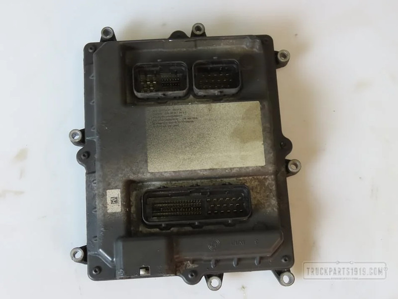Iveco Electrical System EDC ECU Iveco cursor 8 Euro5 - Bloc de gestion pour Camion: photos 1 Iveco Electrical System EDC ECU Iveco cursor 8 Euro5 - Bloc de gestion pour Camion: photos 1