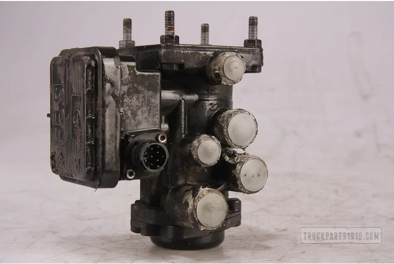 MAN 81.52301-6212 Aanhanger stuurventiel - Valve pour Camion: photos 1 MAN 81.52301-6212 Aanhanger stuurventiel - Valve pour Camion: photos 1