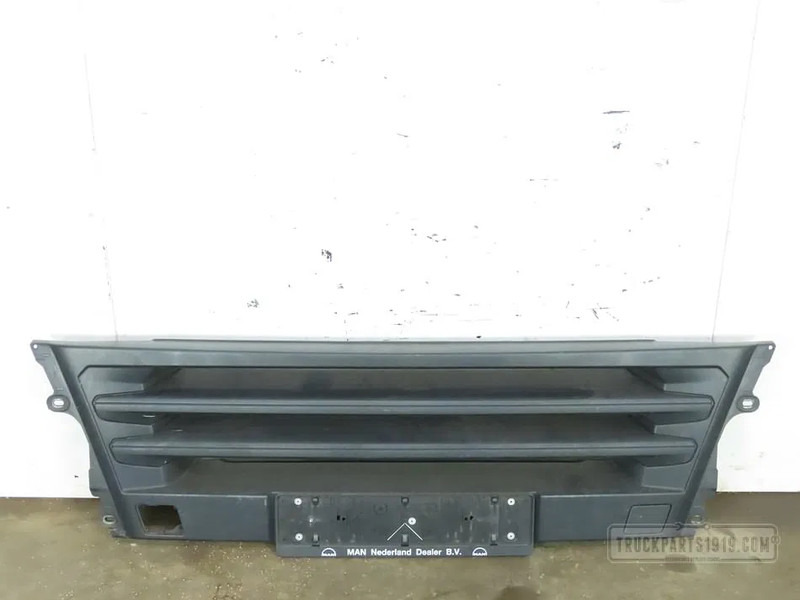 MAN 81416106951 Bumperdeel midden top - Pare-chocs pour Camion: photos 1 MAN 81416106951 Bumperdeel midden top - Pare-chocs pour Camion: photos 1