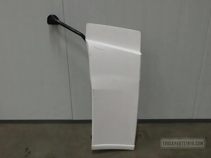MAN Body & Chassis Parts Zijfender Li. Used - Aérodynamique/ Spoilers pour Camion: photos 1 MAN Body & Chassis Parts Zijfender Li. Used - Aérodynamique/ Spoilers pour Camion: photos 1
