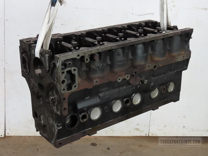 MAN Engines & Parts Cilinderblok D0836LFL63 - Bloc-cylindres pour Camion: photos 2 MAN Engines & Parts Cilinderblok D0836LFL63 - Bloc-cylindres pour Camion: photos 2