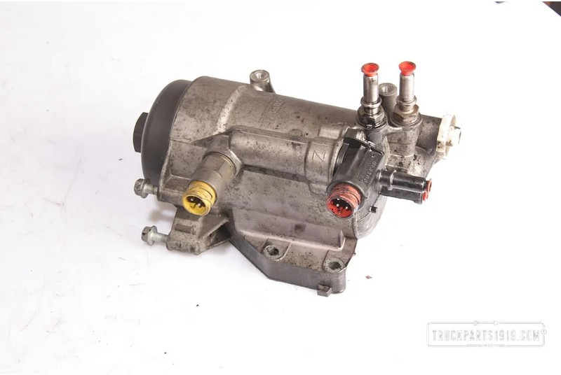 MAN Fuel System Brandstof filter huis - Préparation du carburant pour Véhicule utilitaire: photos 1 MAN Fuel System Brandstof filter huis - Préparation du carburant pour Véhicule utilitaire: photos 1