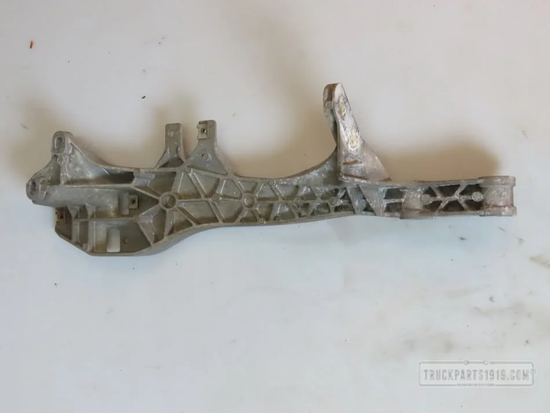 Mercedes-Benz Body & Chassis Parts Bumpersteun Li. MP4 - Angle de pare-chocs pour Camion: photos 1 Mercedes-Benz Body & Chassis Parts Bumpersteun Li. MP4 - Angle de pare-chocs pour Camion: photos 1
