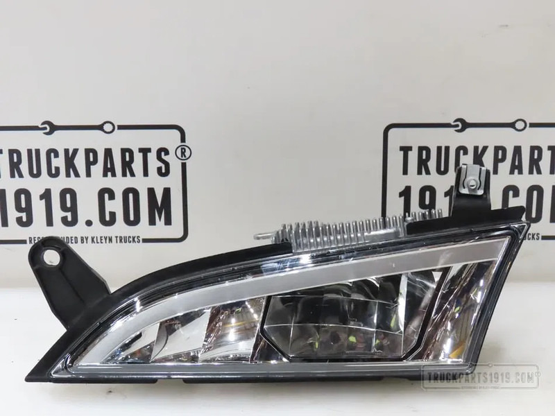 Scania 2948553 grille - Feu anti-brouillard pour Camion: photos 1 Scania 2948553 grille - Feu anti-brouillard pour Camion: photos 1
