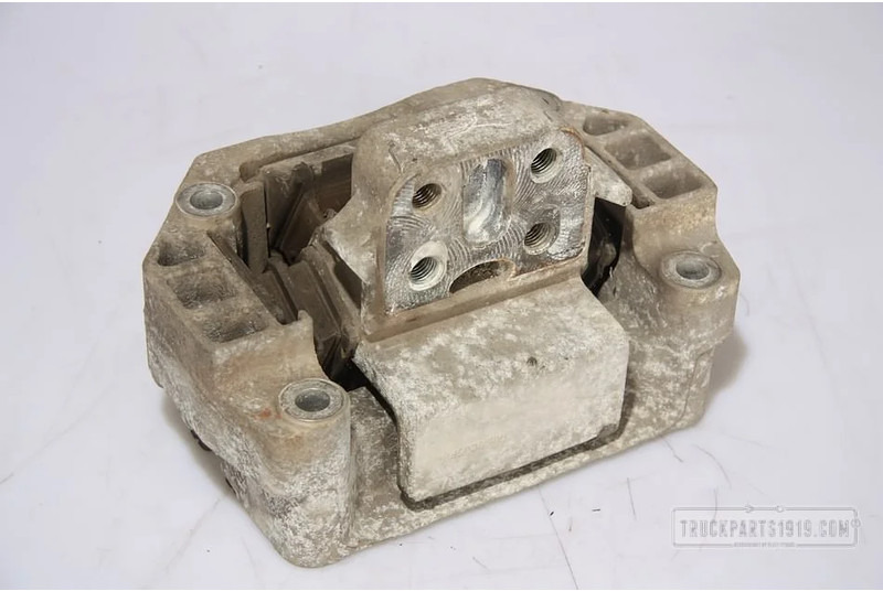 Scania Engines & Parts Scania Versnellingsbak Steun - Support de moteur pour Camion: photos 1 Scania Engines & Parts Scania Versnellingsbak Steun - Support de moteur pour Camion: photos 1