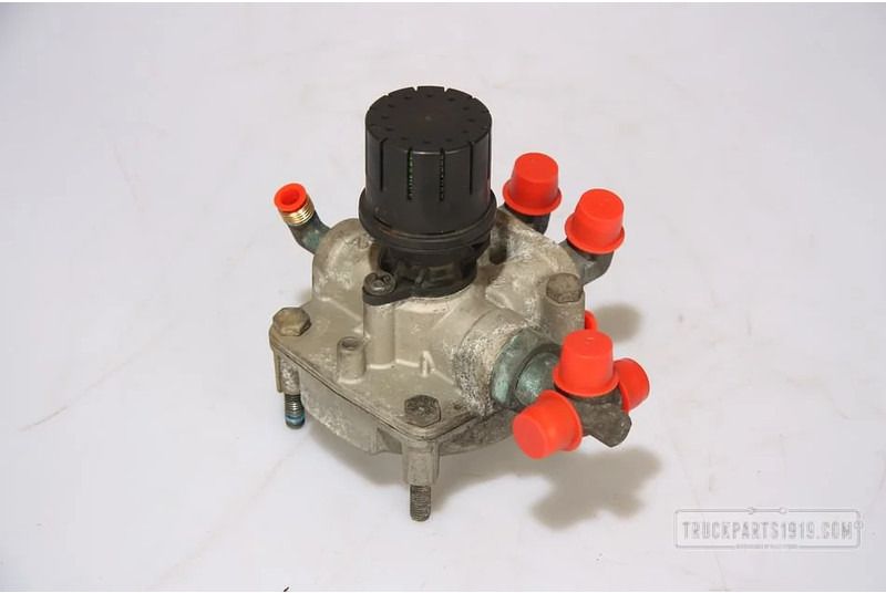 Scania R Compressed Air System Scania R Relaisklep Used - Valve pour Camion: photos 1 Scania R Compressed Air System Scania R Relaisklep Used - Valve pour Camion: photos 1