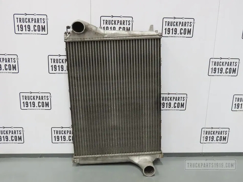 Volvo 22174108 | Interkoeler FM - Radiateur pour Camion: photos 1 Volvo 22174108 | Interkoeler FM - Radiateur pour Camion: photos 1