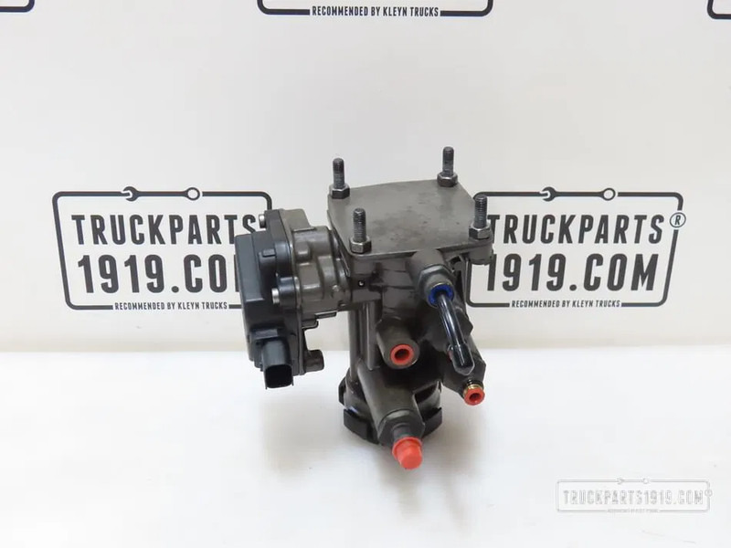 Volvo 23166657 Aanhangwagen EBS ventiel - Valve pour Camion: photos 1 Volvo 23166657 Aanhangwagen EBS ventiel - Valve pour Camion: photos 1