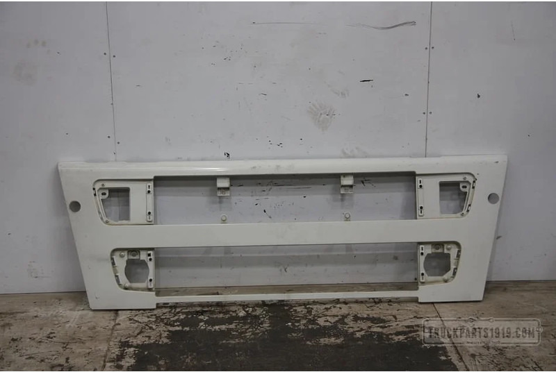 Volvo Body & Chassis Parts Ondergrille Volvo FH - Calandre pour Camion: photos 1 Volvo Body & Chassis Parts Ondergrille Volvo FH - Calandre pour Camion: photos 1