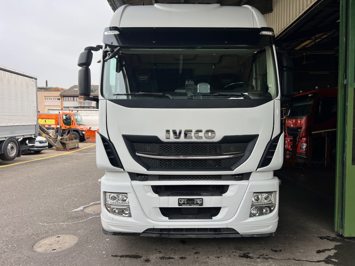 IVECO 190S46 Stralis - Camion fourgon: photos 3 IVECO 190S46 Stralis - Camion fourgon: photos 3