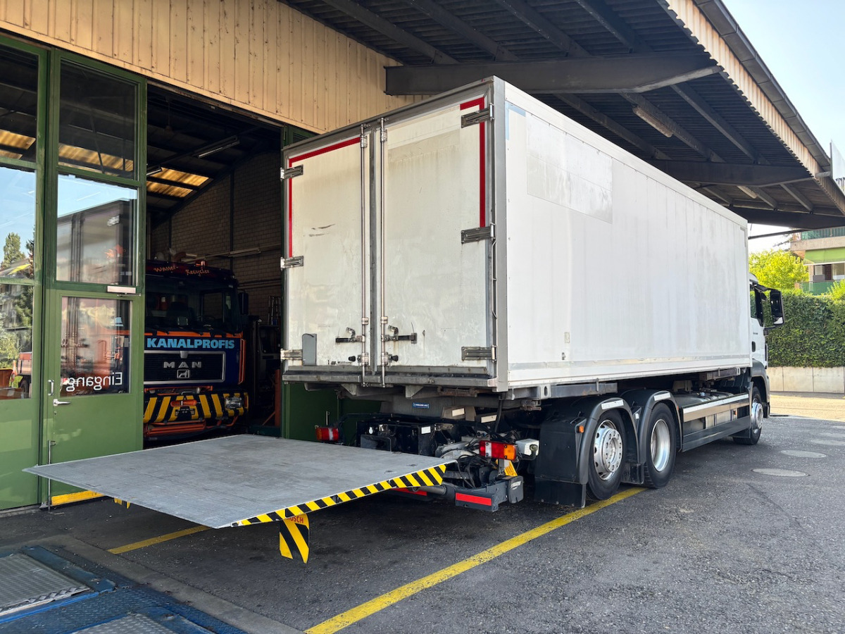 MAN TGS 26.400 ADR BDF - Camion porte-conteneur/ Caisse mobile: photos 5 MAN TGS 26.400 ADR BDF - Camion porte-conteneur/ Caisse mobile: photos 5