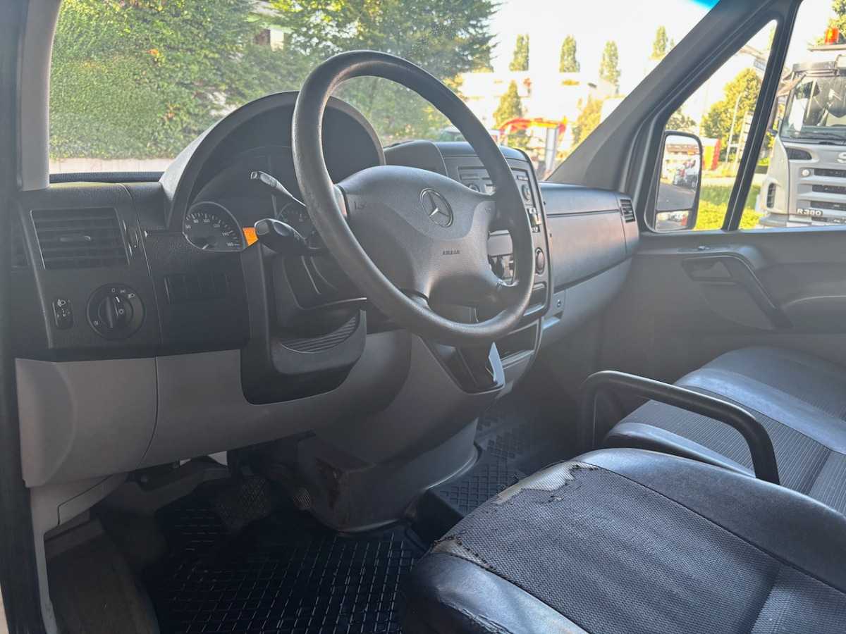 Utilitaire plateau, Utilitaire double cabine MERCEDES 316 CDI: photos 12 Utilitaire plateau, Utilitaire double cabine MERCEDES 316 CDI: photos 12