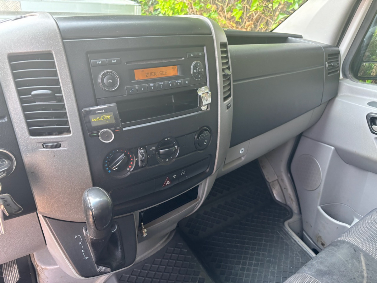 Utilitaire plateau, Utilitaire double cabine MERCEDES 316 CDI: photos 13 Utilitaire plateau, Utilitaire double cabine MERCEDES 316 CDI: photos 13