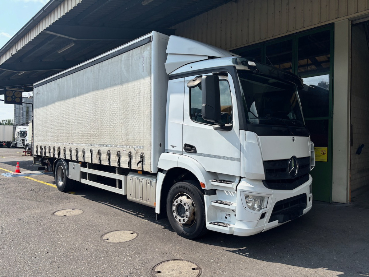 MERCEDES Antos 1824 - Camion fourgon: photos 1 MERCEDES Antos 1824 - Camion fourgon: photos 1