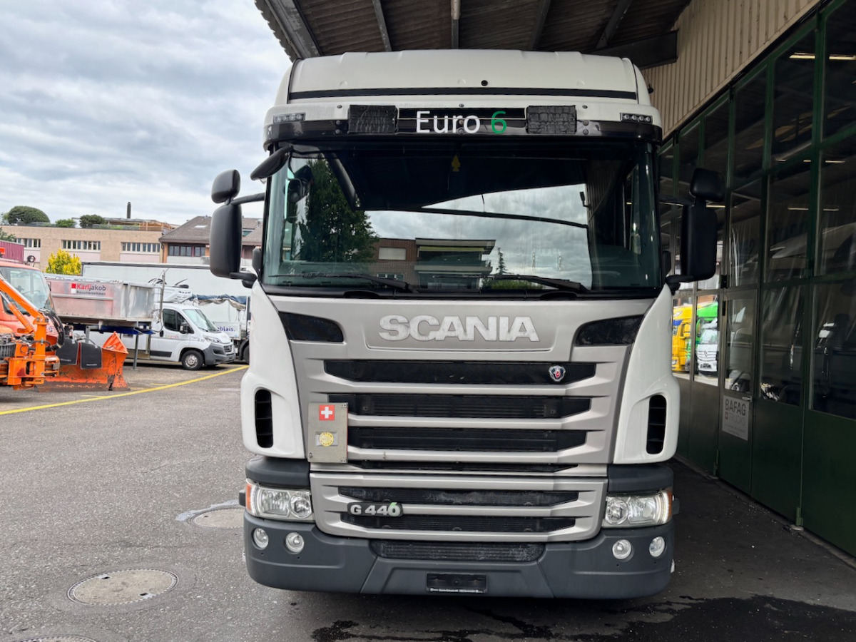 SCANIA G440 - Camion à rideaux coulissants: photos 3 SCANIA G440 - Camion à rideaux coulissants: photos 3