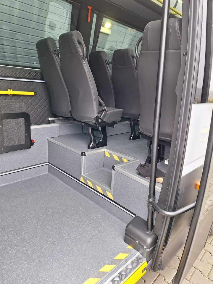 Iveco Daily 65C 22+1+1 - Bus urbain: photos 2 Iveco Daily 65C 22+1+1 - Bus urbain: photos 2