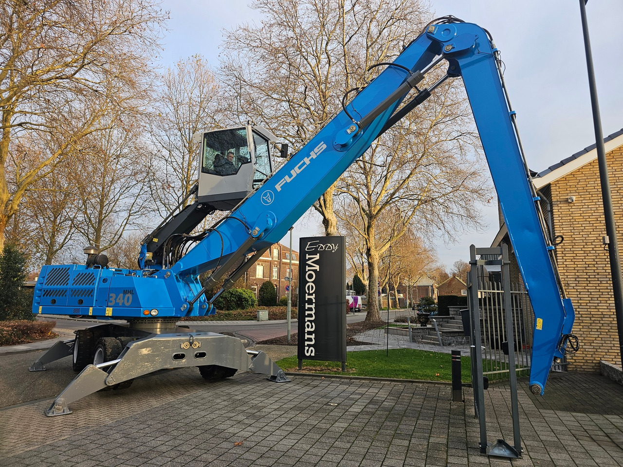 Fuchs MHL 340 Material Handler - Pelle de manutention: photos 1 Fuchs MHL 340 Material Handler - Pelle de manutention: photos 1