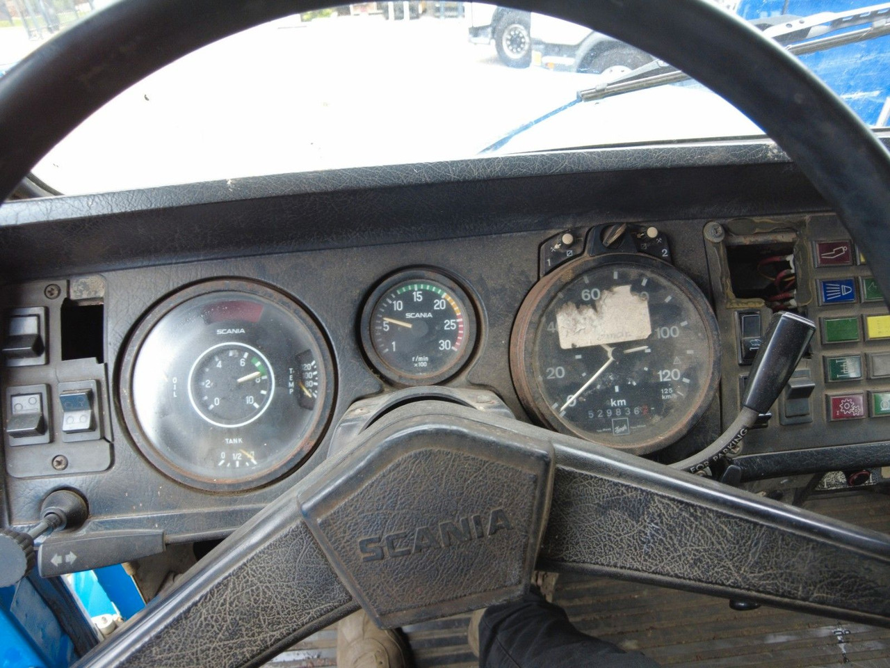 Scania 86 6x2 - Camion grue: photos 5 Scania 86 6x2 - Camion grue: photos 5