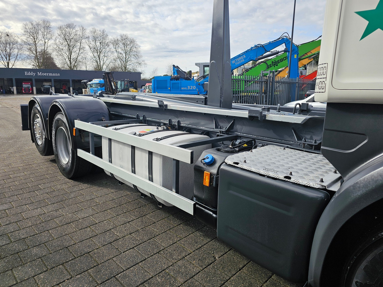 Camion ampliroll Scania R490 Highline 6x2: photos 19