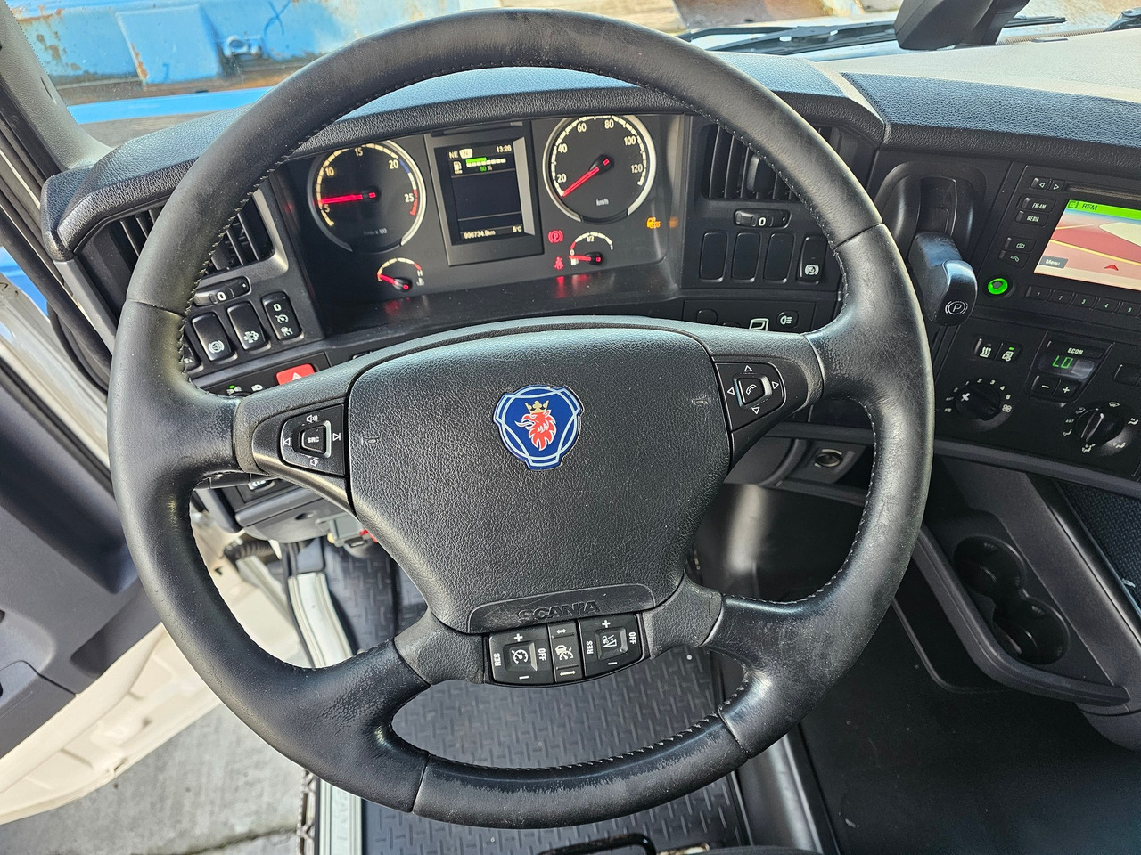 Scania R410 Highline SCR Only - Tracteur routier: photos 5 Scania R410 Highline SCR Only - Tracteur routier: photos 5