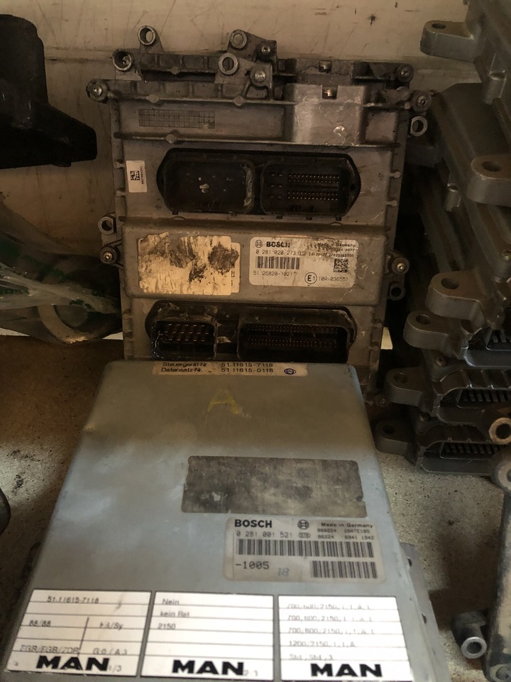 MAN TGA ENGINE CONTROL TGA - Bloc de gestion pour Camion: photos 1 MAN TGA ENGINE CONTROL TGA - Bloc de gestion pour Camion: photos 1