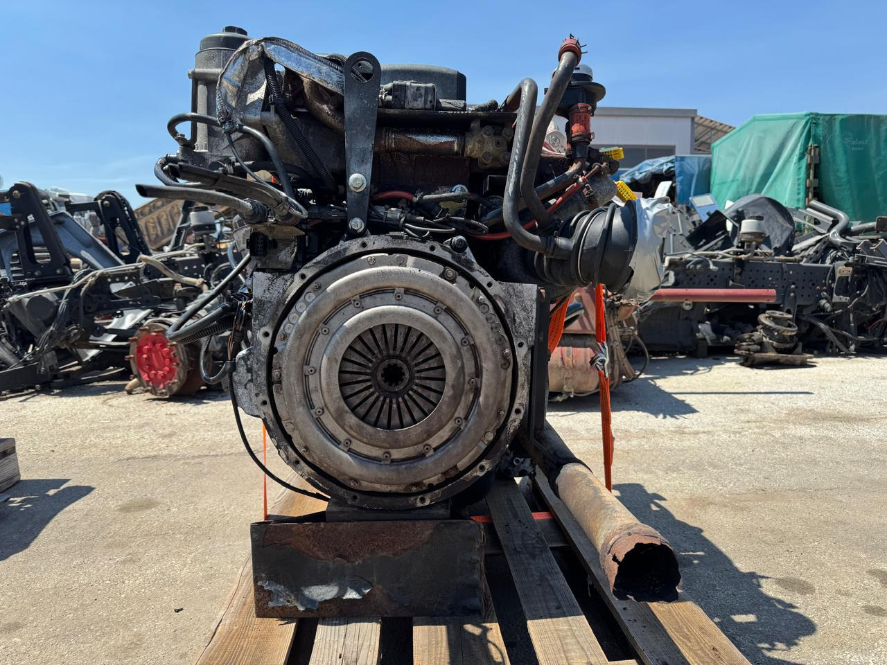 MAN TGL D0834LFL42 210PS EURO 3 - Moteur: photos 2 MAN TGL D0834LFL42 210PS EURO 3 - Moteur: photos 2