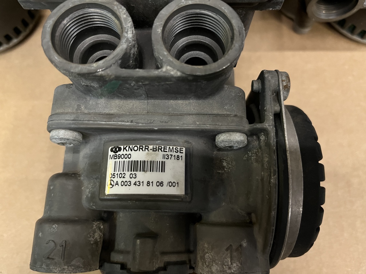SERVICE BRAKE ATEGO KNORR-BREMSE - Pièces de frein pour Camion: photos 4 SERVICE BRAKE ATEGO KNORR-BREMSE - Pièces de frein pour Camion: photos 4