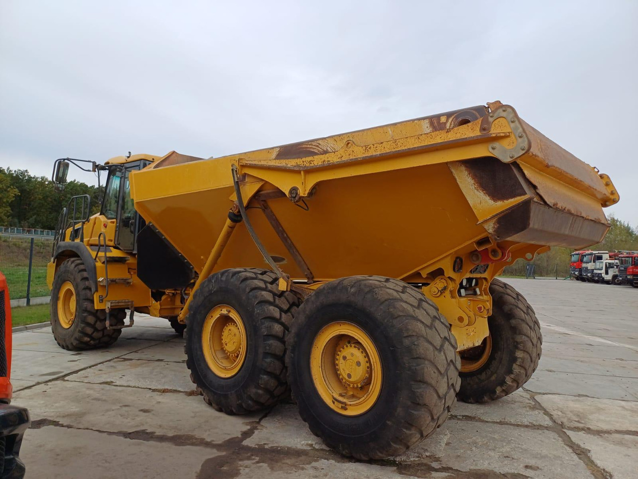 Tombereau articulé Bell B30E: photos 8 Tombereau articulé Bell B30E: photos 8