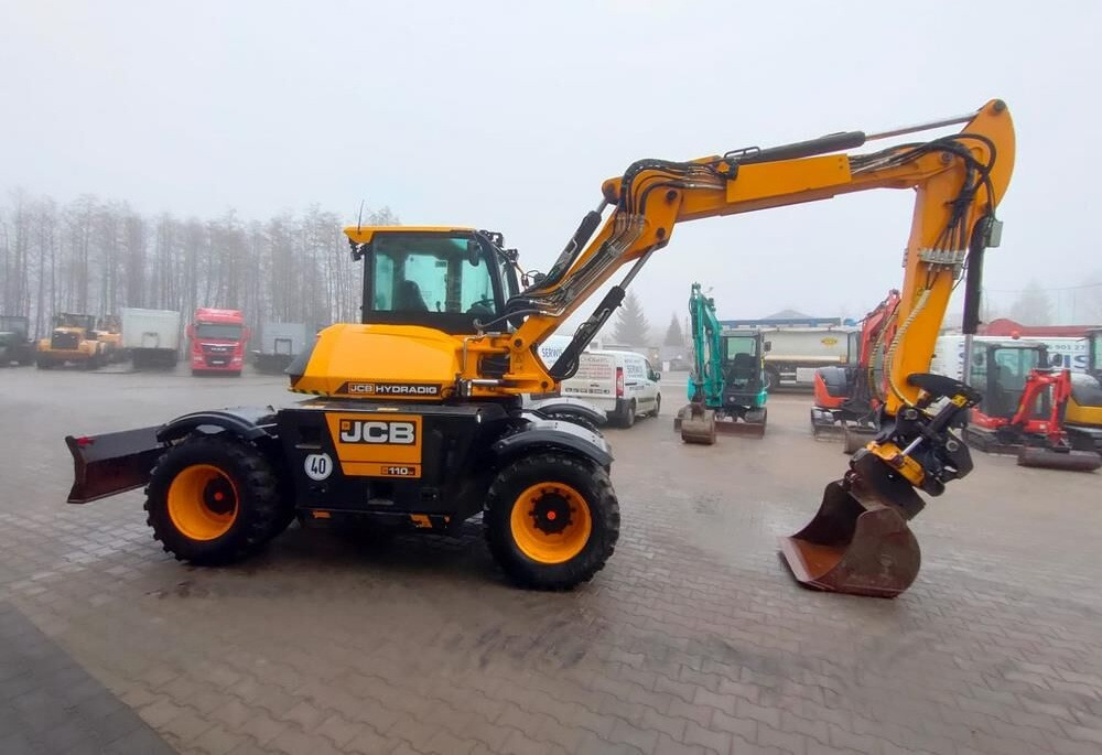 JCB HD110WT - Pelle sur pneus: photos 4 JCB HD110WT - Pelle sur pneus: photos 4