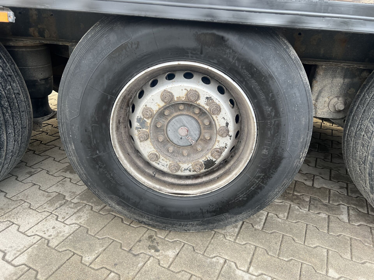 Naczepa ciężarowa KRONE en crédit-bail Naczepa ciężarowa KRONE: photos 11 Naczepa ciężarowa KRONE en crédit-bail Naczepa ciężarowa KRONE: photos 11