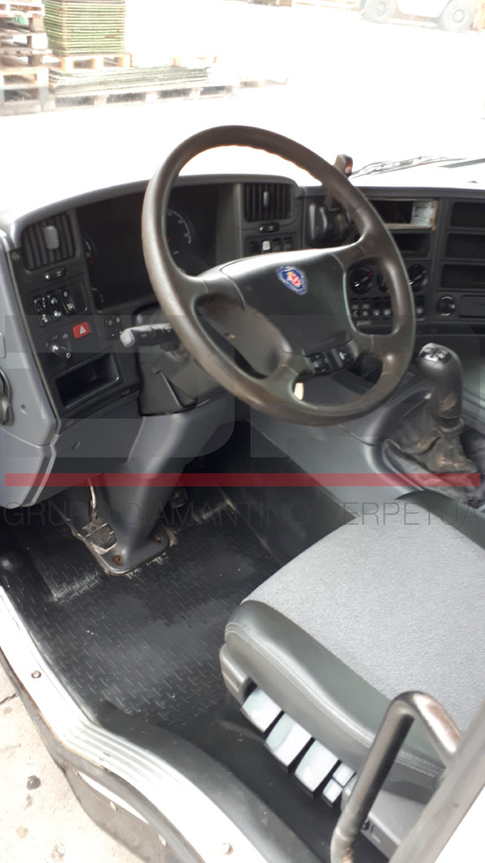 Scania Cabine Completa CP16 PGRT - Cabine pour Camion: photos 5 Scania Cabine Completa CP16 PGRT - Cabine pour Camion: photos 5