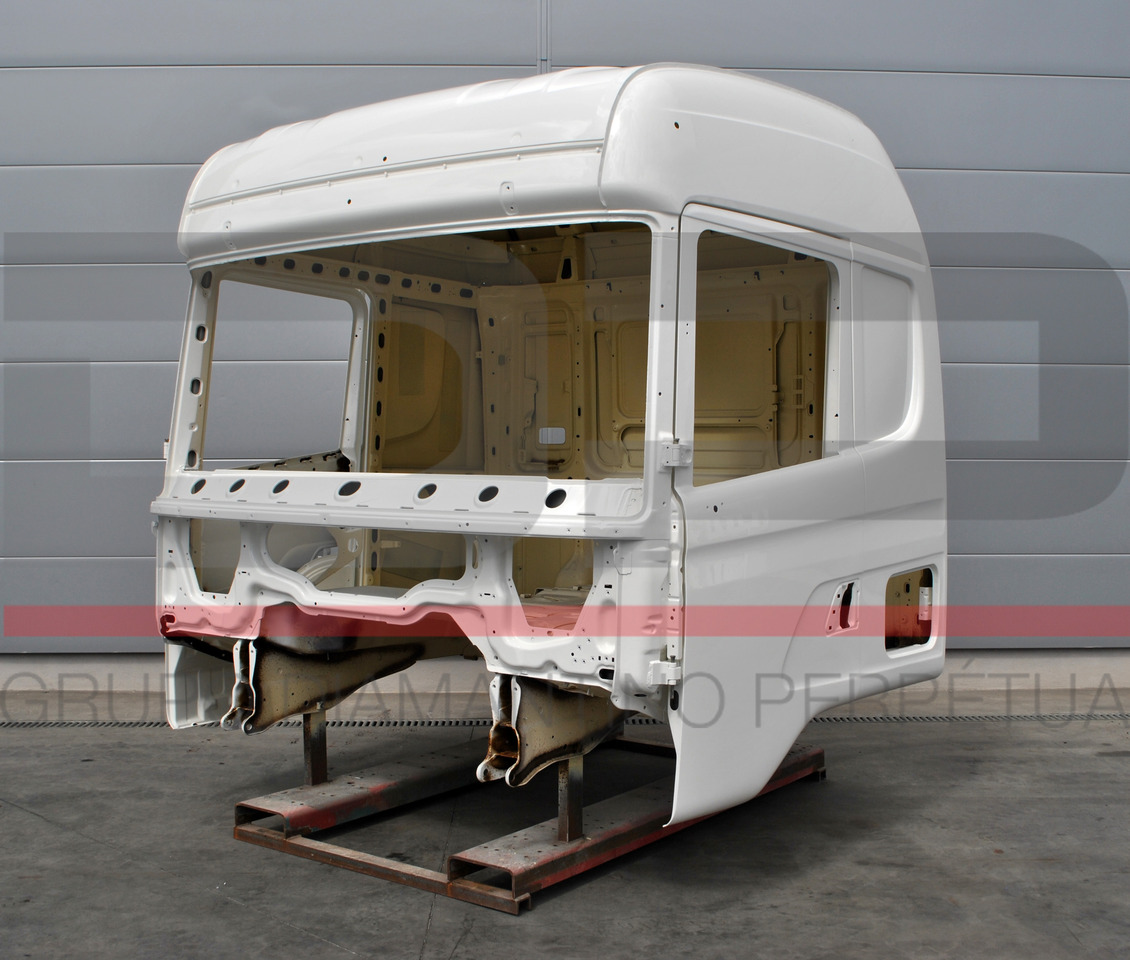 Scania Cabine nua CR 19 Highline (porta peq.) PGRT - Cabine pour Camion: photos 2 Scania Cabine nua CR 19 Highline (porta peq.) PGRT - Cabine pour Camion: photos 2