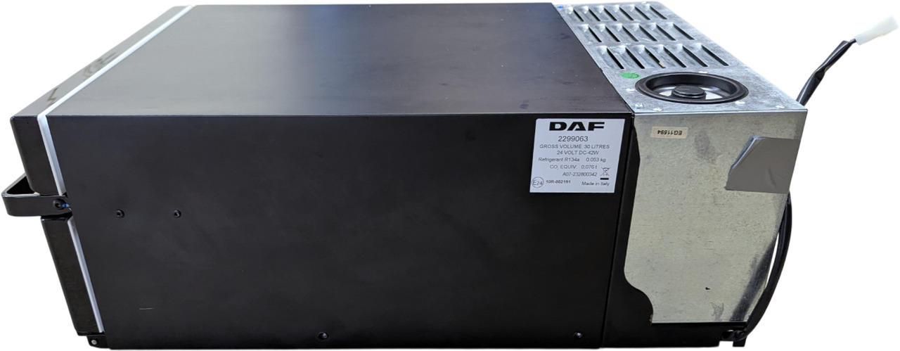 DAF CF KOELKAST 30L 2299063 - Cabine et intérieur pour Camion: photos 4 DAF CF KOELKAST 30L 2299063 - Cabine et intérieur pour Camion: photos 4