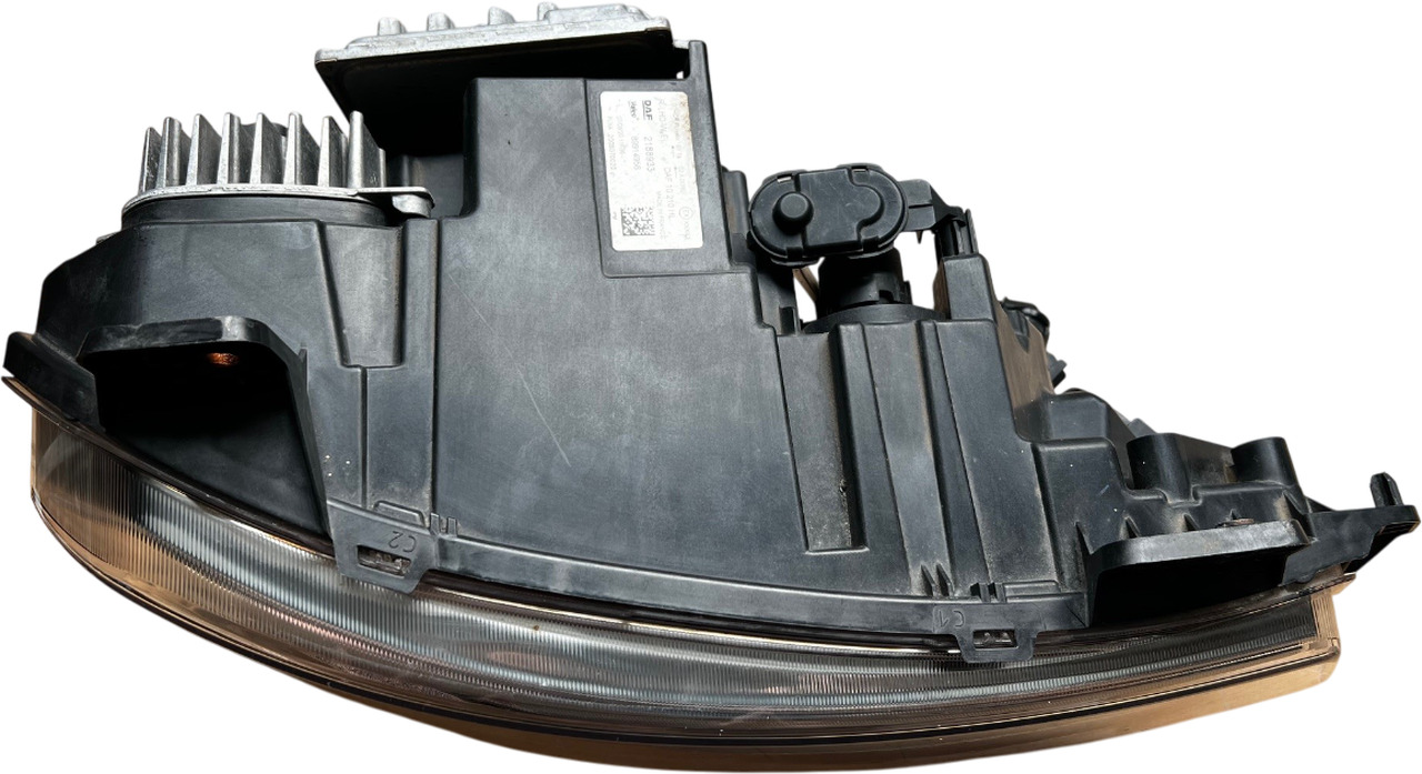 DAF XD XF XG LED KOPLAMP RH | GEBRUIKT | 2188933U - Feu avant pour Camion: photos 2 DAF XD XF XG LED KOPLAMP RH | GEBRUIKT | 2188933U - Feu avant pour Camion: photos 2